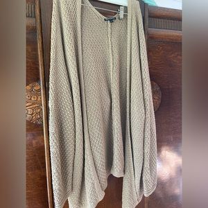 Brandy Melville sweater